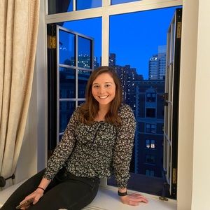 Meet your Posher, Elizabeth